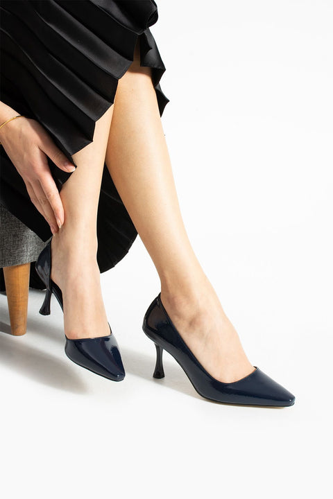 Lacivert Kırışık Parlak Vegan Deri Ayakkabı – Kare Burunlu 7cm Topuklu Rahat ve Şık Kadın Model