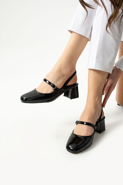 Siyah Parlak Kısa Topuklu Kadın Ayakkabı – Şık ve Zarif Klasik Model, Günlük ve Davet Kombinlerine Uygun