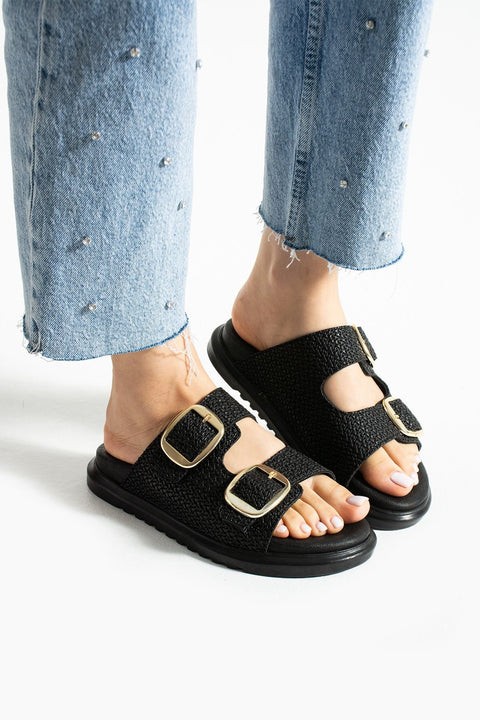 Siyah Hasır Dokulu Altın Tokalı Ortopedik Kadın Terlik – Kaymaz Termo Tabanlı Şıklık