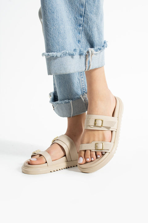 Çift Tokalı Krem Rengi Vegan Deri Kadın Terlik – Kaymaz Termo Taban