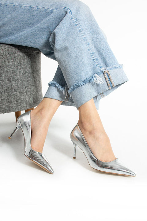 Gümüş Gri Yılan Desenli Vegan Deri Stiletto – 7cm İnce Topuklu Sivri Burun Şık ve Rahat Kadın Ayakkabı