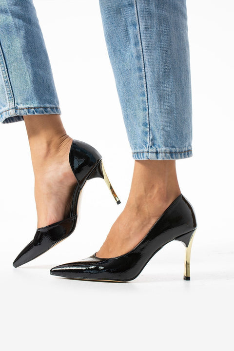 Siyah Rugan Vegan Deri Stiletto – Sivri Burunlu Konforlu Kadın Topuklu Ayakkabı | Günlük ve Özel Gün Uyumlu