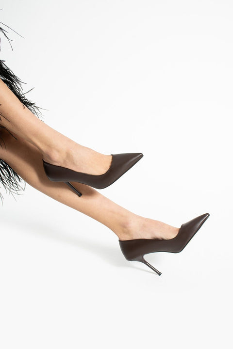 Koyu Kahverengi Vegan Deri Stiletto – 9cm İnce Topuklu Sivri Burun Etkileyici Şıklık için Mezuniyet, Düğün ve Ofis Uyumlu Kadın Ayakkabı