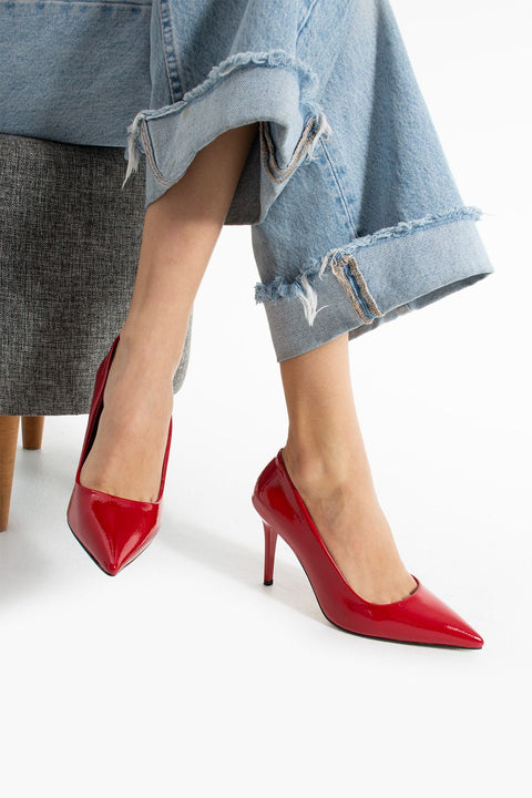 Kırmızı Kırışık Rugan Vegan Deri Stiletto – 9cm Topuklu Hafızalı Pedli Rahat Kalıp Kadın Ayakkabı