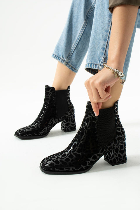 Siyah Deri Su Geçirmez Topuklu Kadın Bot – Sıcak Tutan, Konforlu ve Şık Kışlık Yeni Sezon Model