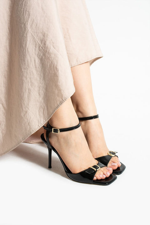 Siyah Bilekten Bağlamalı Vegan Deri Topuklu Ayakkabı – 9cm İnce Topuklu Rahat ve Şık Kadın Model