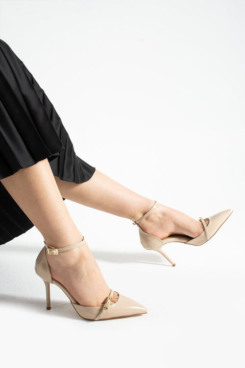 Bej Parlak Kırışık Vegan Deri Stiletto – 9cm İnce Topuklu Sivri Burun Şık Kadın Ayakkabı