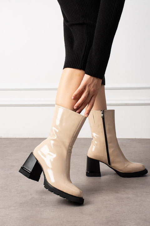 Kadın Bej Kırışık Deri Kalın Topuklu Bot – Şık Kışlık Ofis Kombinleri İçin Rahat Ortapedik Model