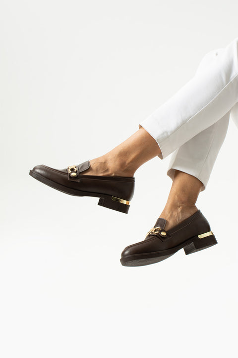 Kadın Kahverengi Deri Loafer Ayakkabı, Rahat ve Şık Günlük, Altın Tokalı Topuklu Kadın Ayakkabı