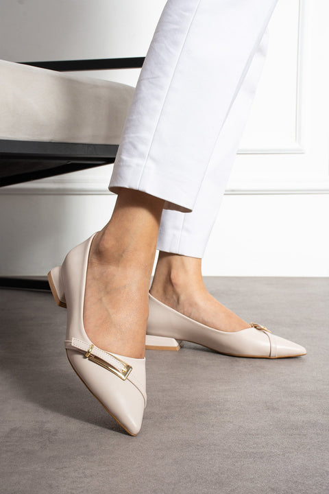 Krem Mat Altın Tokalı Sivri Burun Düşük Blok Topuk Kadın Babet Ayakkabı