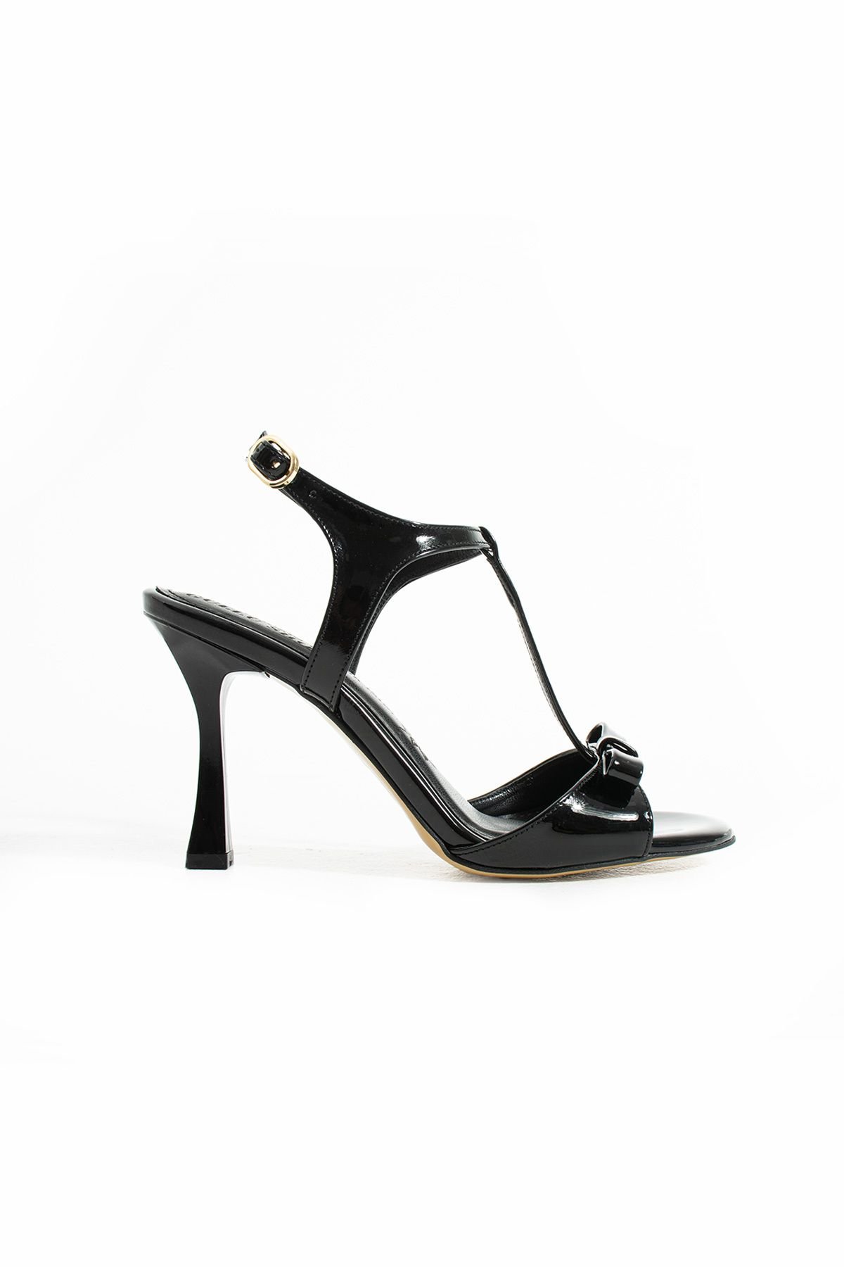 Siyah Rugan Yazlık Şık Ortapedik Kaymaz Tabanlı Vegan Topuklu Sandalet - Görsel 6