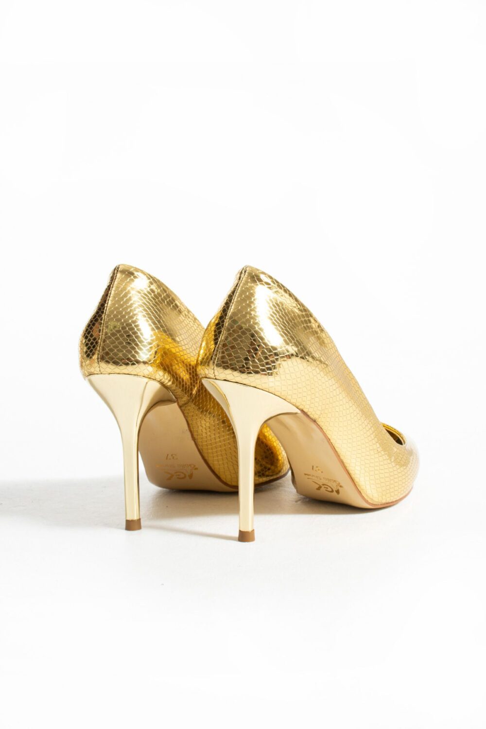 Altın Yılan Derisi Desenli Vegan Deri Stiletto – 9cm Metal Topuklu Sivri Burun Şık Kadın Ayakkabı - Görsel 6