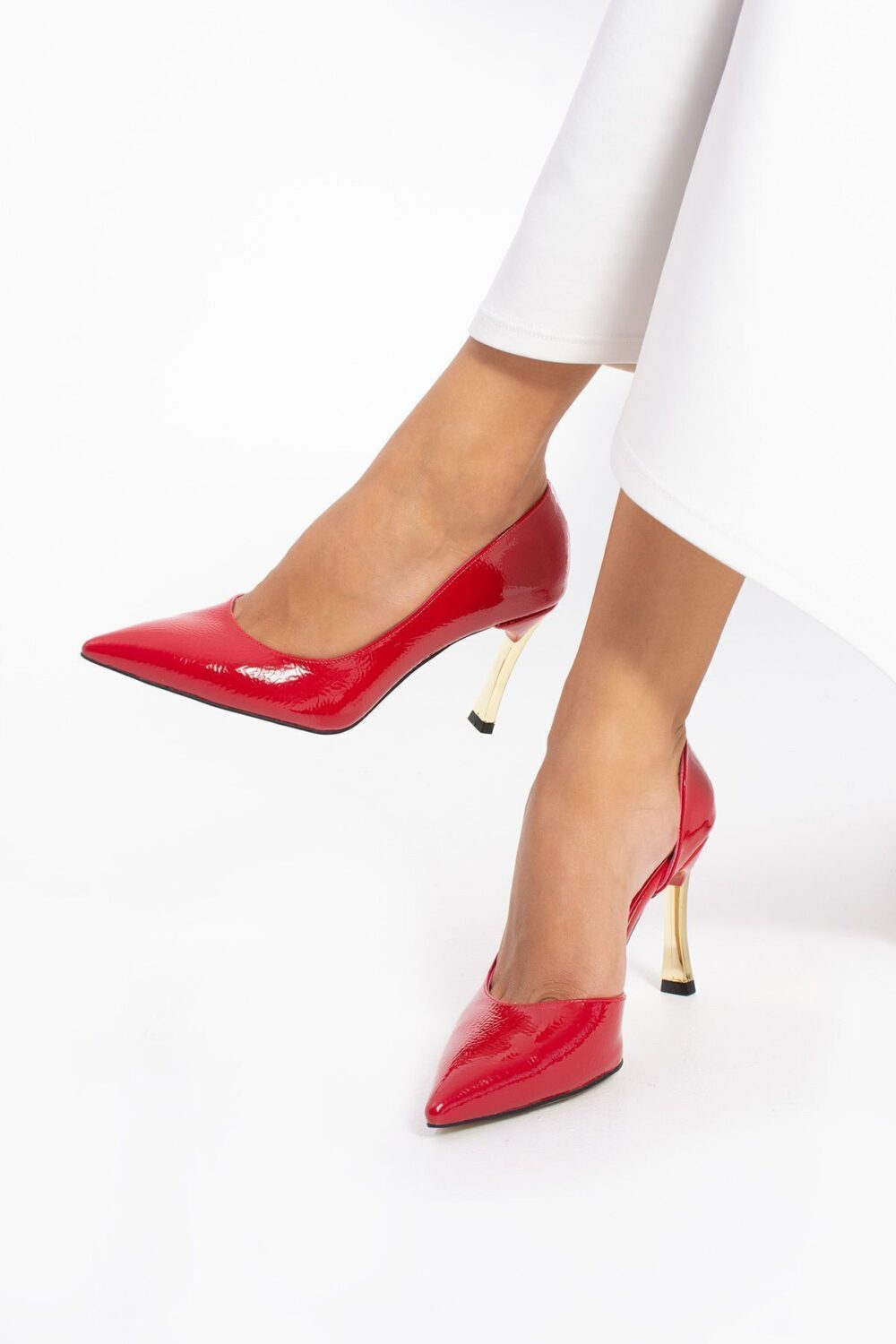 Kırmızı Yüksek Topuklu Vegan Deri Stiletto – 9cm İnce Topuklu Sivri Burunlu Şık ve Rahat Kadın Ayakkabı - Görsel 8