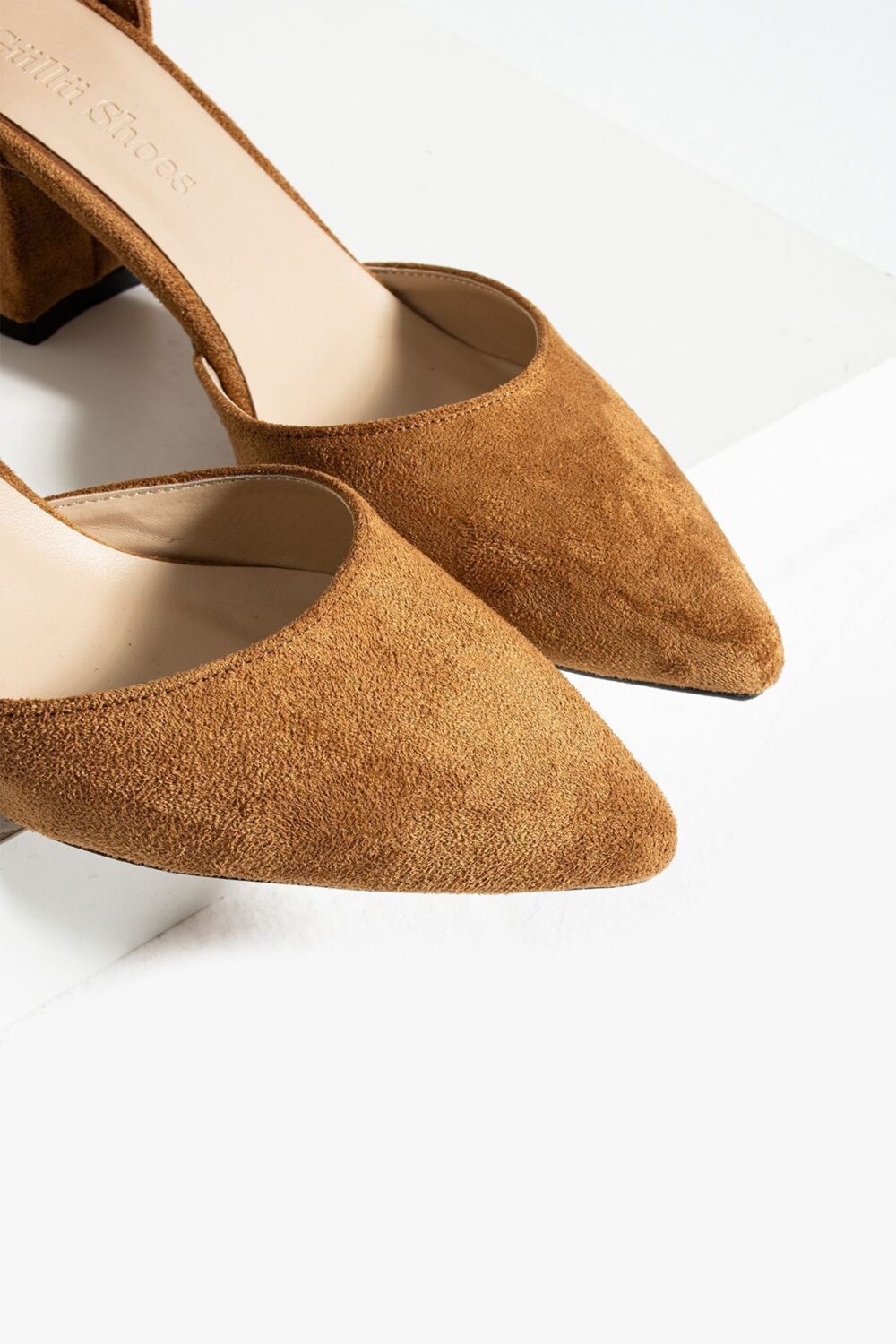 Kahve Süet Topuklu Abiye Kadın Ayakkabı – 5.5 cm Kalın Topuklu, Zarif ve Şık Stiletto Model, Gelinlik ve Özel Gün Kombinlerine Uygun - Görsel 3