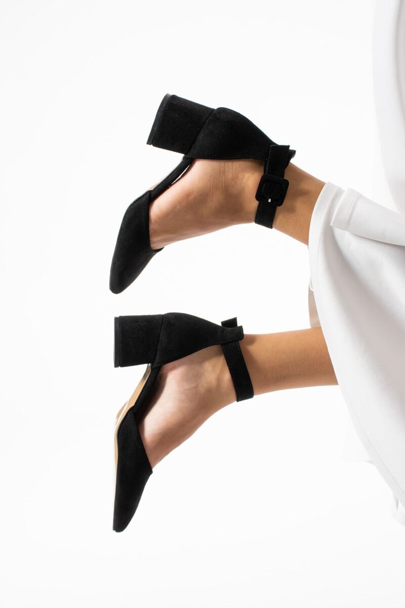 Siyah Süet Topuklu Abiye Kadın Ayakkabı – 5.5 cm Kalın Topuklu, Şık ve Zarif Stiletto Model, Gelinlik ve Özel Gün Kombinlerine Uygun