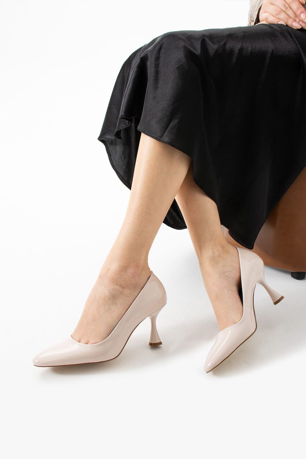 Krem Rugan Vegan Deri Stiletto – 7cm İnce Topuklu Hafızalı Pedli Sivri Burun Günlük, Ofis ve Abiye Kadın Ayakkabı - Görsel 2