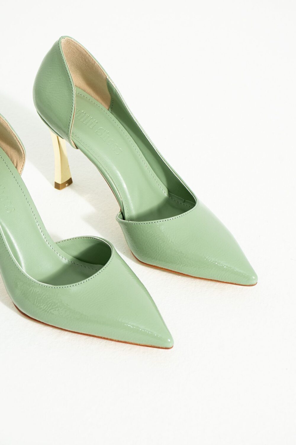 Açık Yeşil Yüksek Topuklu Vegan Deri Stiletto – 9cm İnce Topuklu Sivri Burunlu Şık ve Rahat Kadın Ayakkabı - Görsel 7