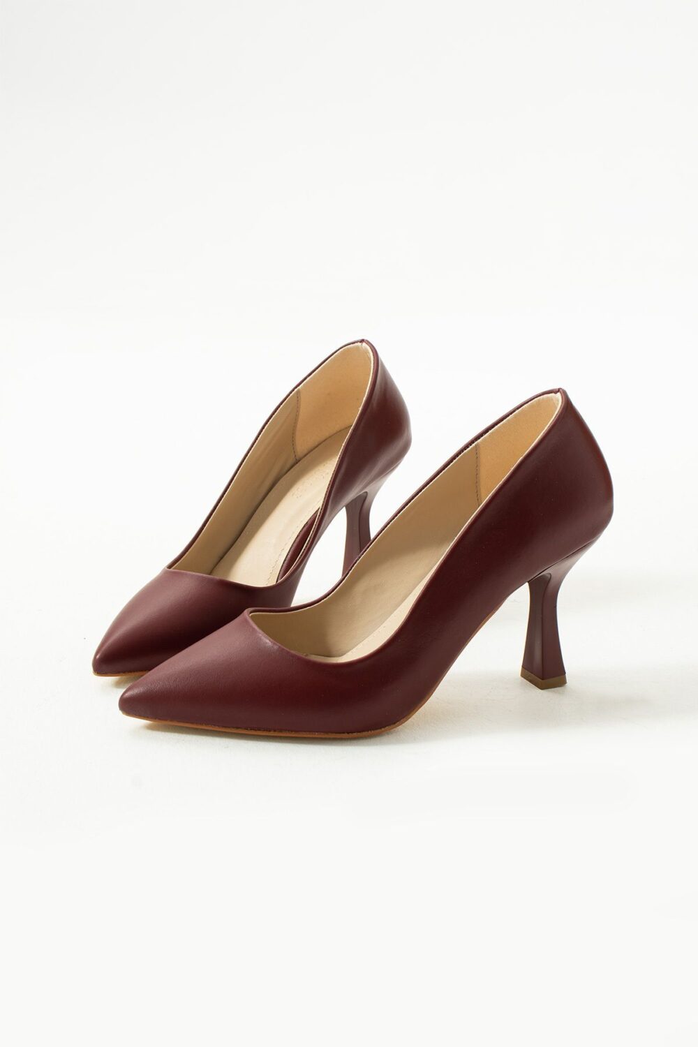 Bordo Mat Stiletto – Konforlu Vegan Deri Topuklu Kadın Ayakkabı | Günlük ve Özel Gün Kullanımına Uygun Şık Model