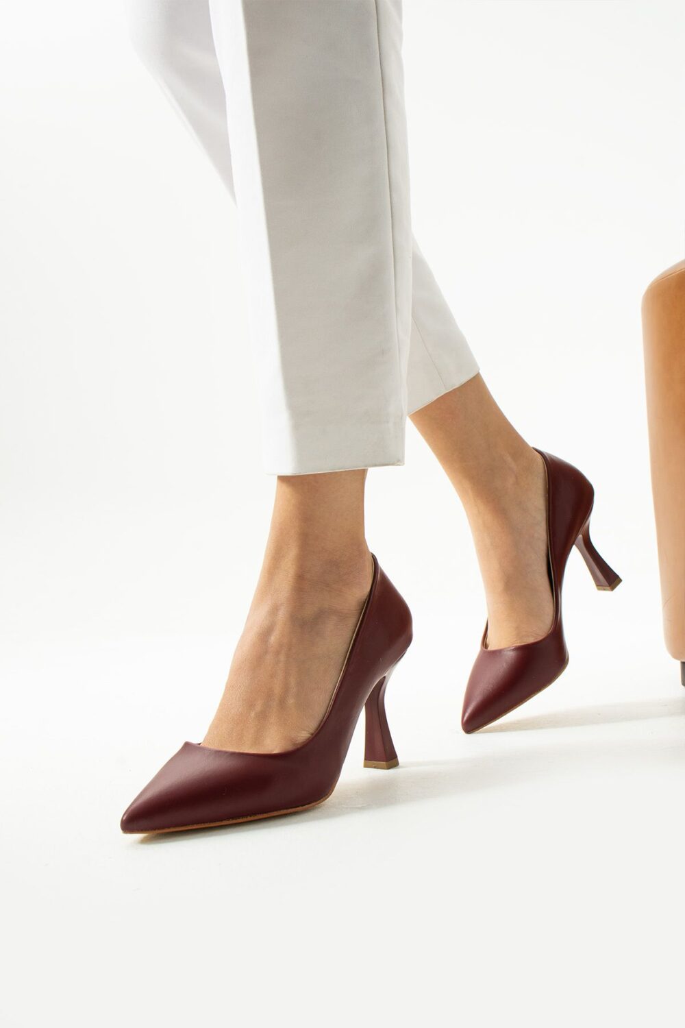 Bordo Mat Stiletto – Konforlu Vegan Deri Topuklu Kadın Ayakkabı | Günlük ve Özel Gün Kullanımına Uygun Şık Model - Görsel 3