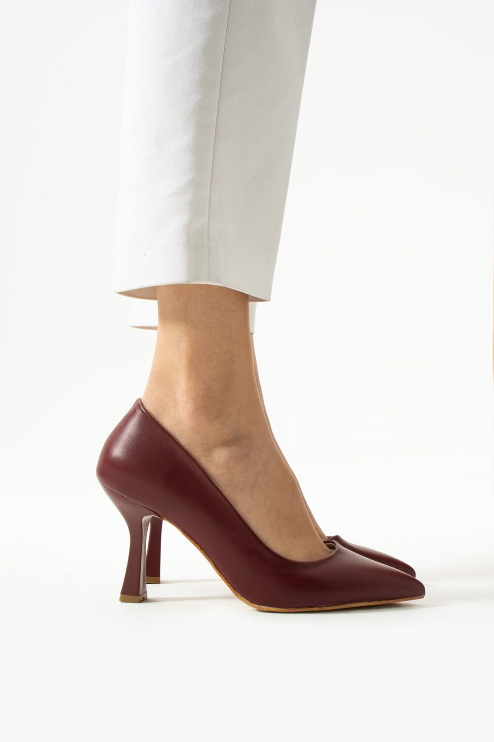 Bordo Mat Stiletto – Konforlu Vegan Deri Topuklu Kadın Ayakkabı | Günlük ve Özel Gün Kullanımına Uygun Şık Model - Görsel 4
