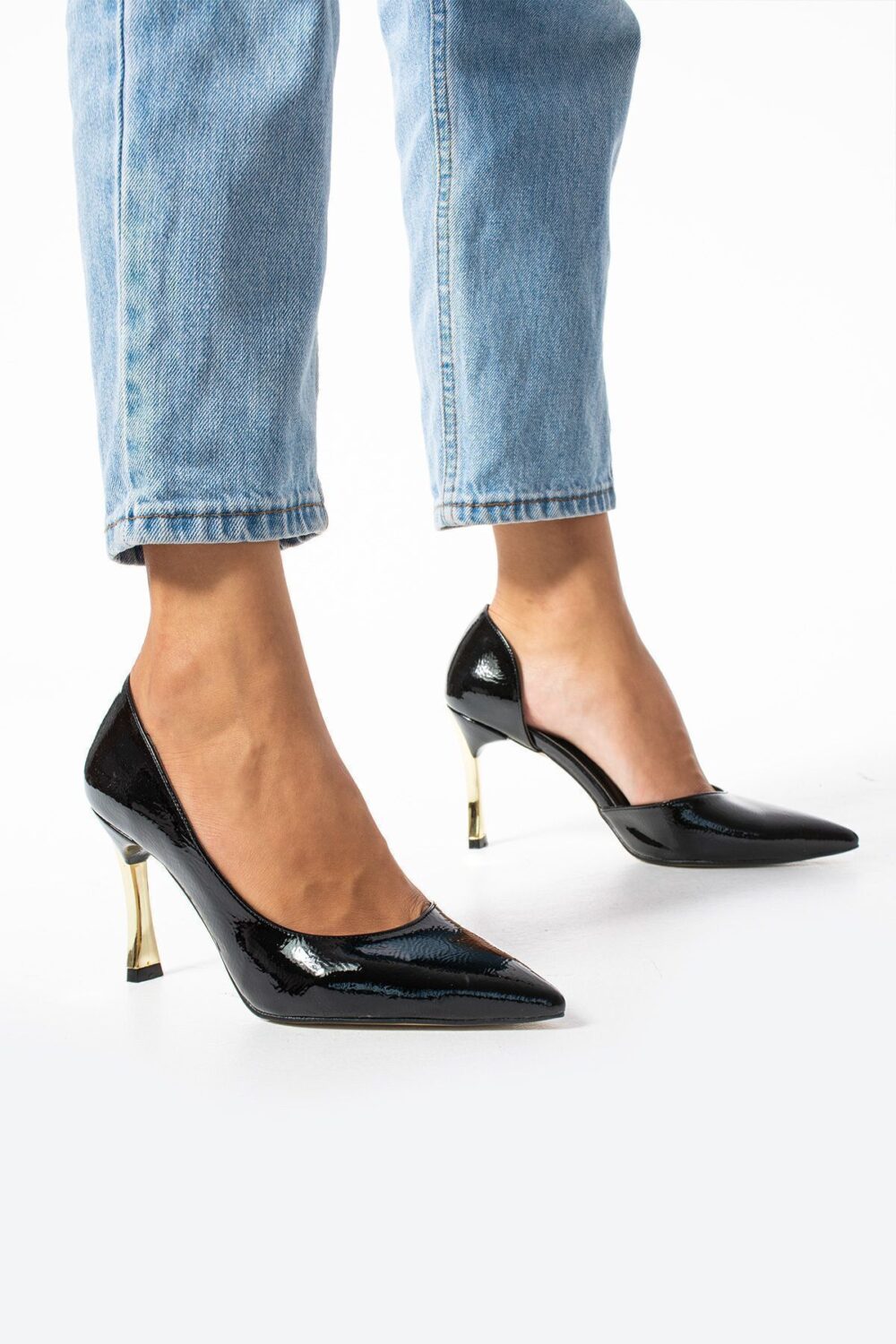 Siyah Rugan Vegan Deri Stiletto – Sivri Burunlu Konforlu Kadın Topuklu Ayakkabı | Günlük ve Özel Gün Uyumlu - Görsel 4