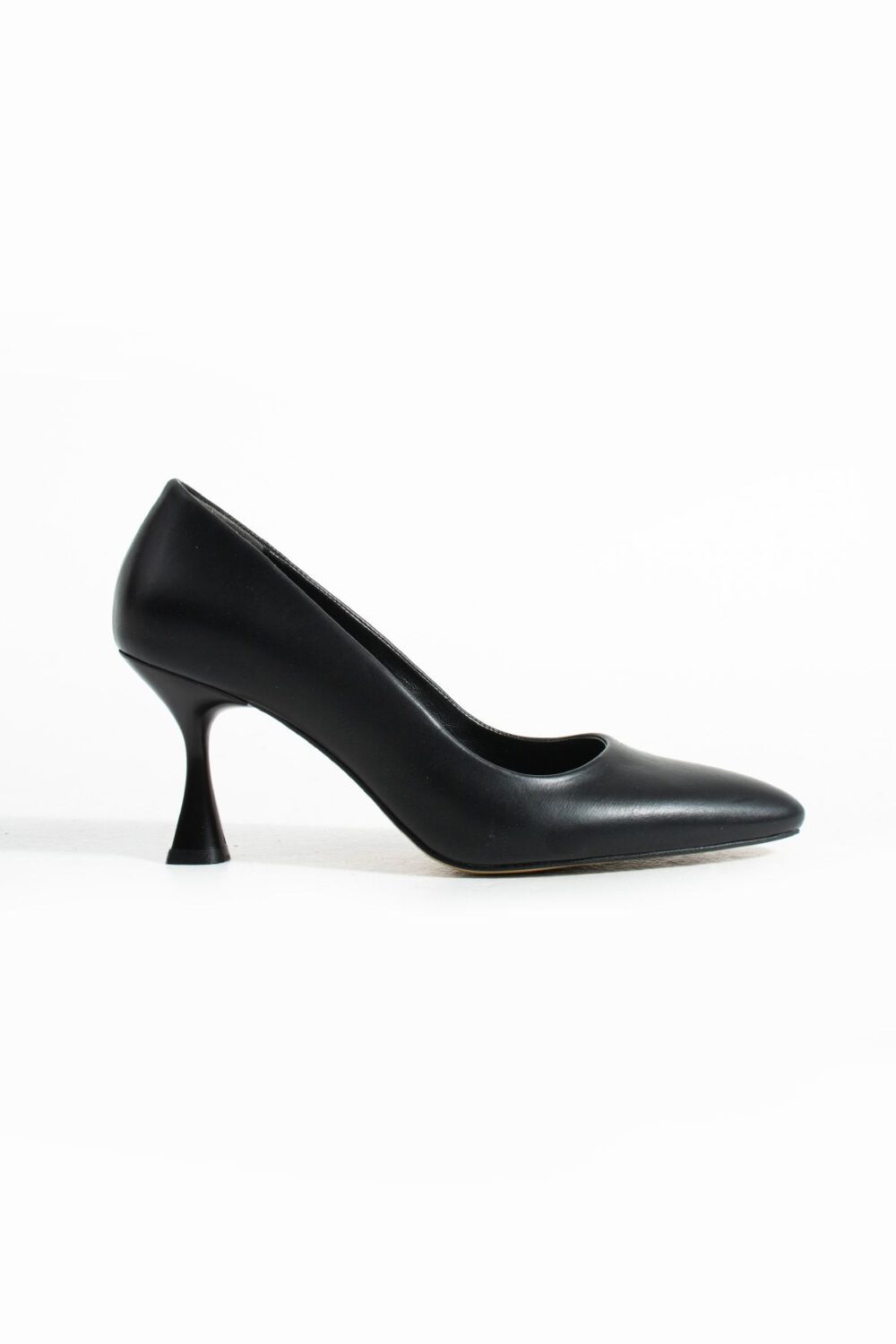 Siyah Vegan Deri Stiletto – 7cm İnce Topuklu Hafızalı Pedli Sivri Burun Günlük, Ofis ve Abiye Uyumlu Kadın Ayakkabı - Görsel 2