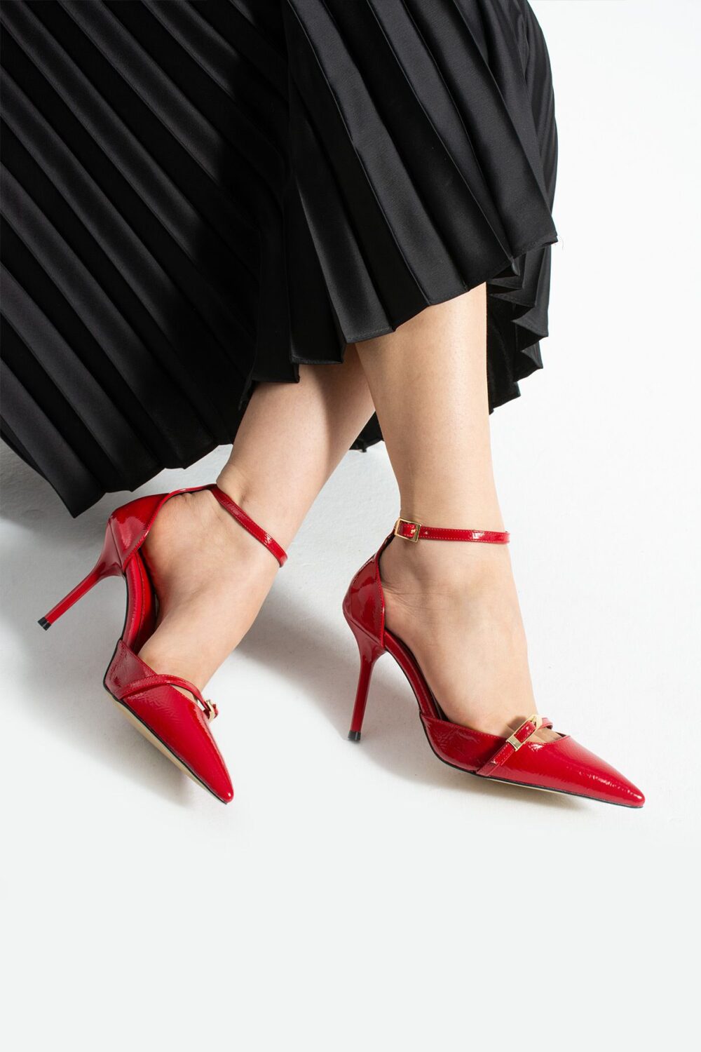 Kırmızı Parlak Kırışık Vegan Deri Stiletto – 9cm İnce Topuklu Sivri Burun Şık Kadın Ayakkabı - Görsel 3