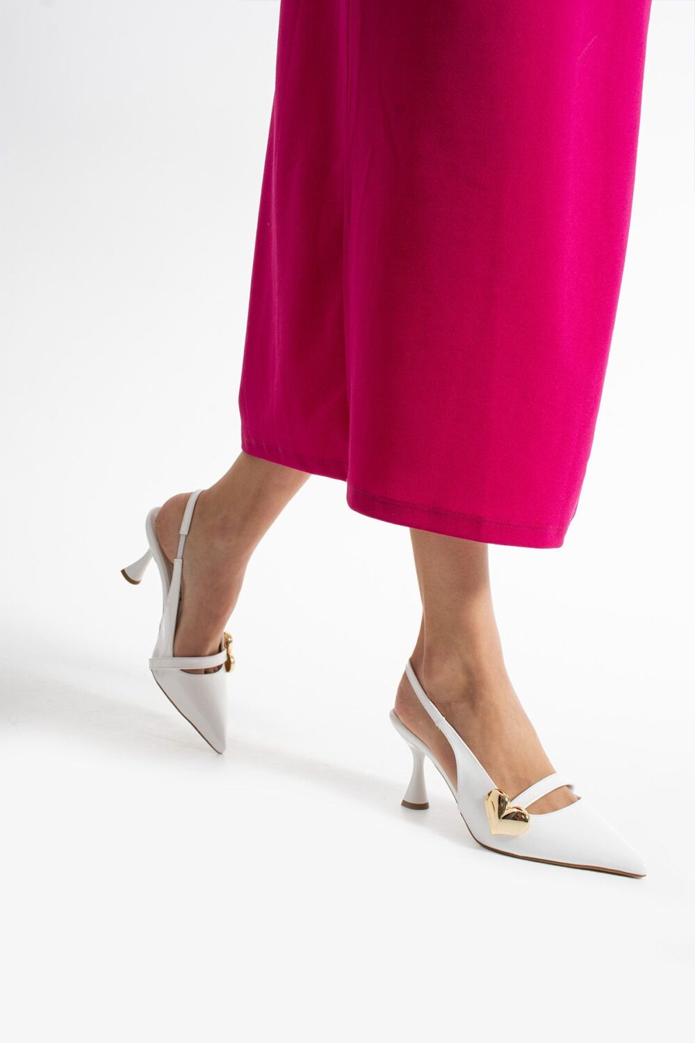 Beyaz Rugan Kalp Tokalı Kadın Topuklu Ayakkabı – 7cm Rahat Vegan Stiletto - Görsel 2