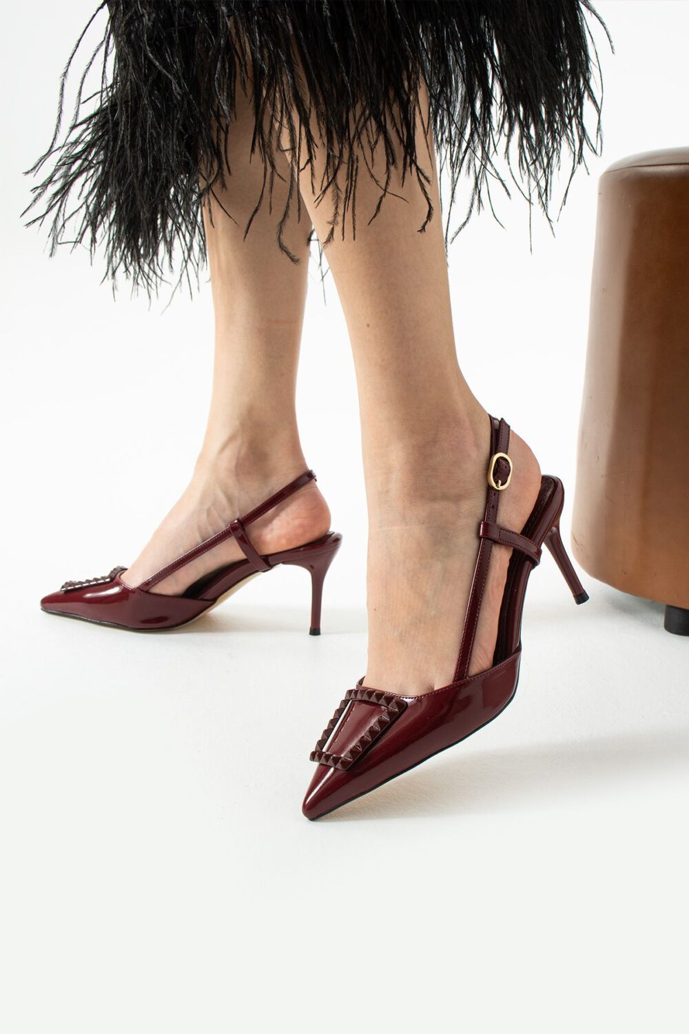 Parlak Bordo Vegan Deri Stiletto – 7cm Topuklu Bilekten Tokalı Bantlı Sivri Burun Şık Kadın Ayakkabı - Görsel 2