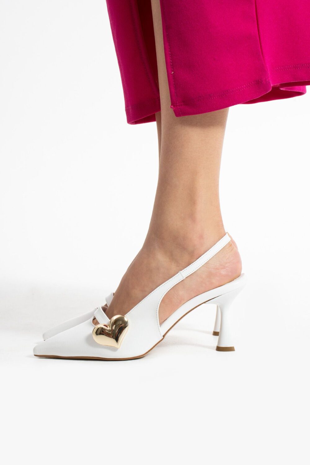 Beyaz Rugan Kalp Tokalı Kadın Topuklu Ayakkabı – 7cm Rahat Vegan Stiletto - Görsel 3