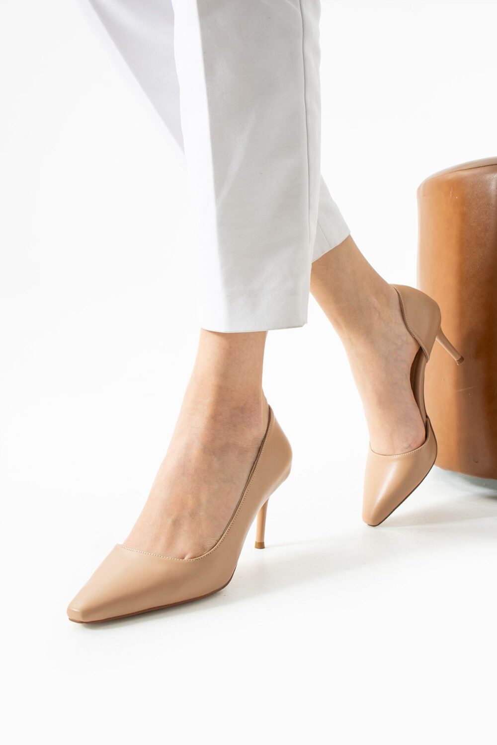 Mat Bej Vegan Deri Stiletto – 7cm İnce Topuklu Günlük & Ofis Kadın Ayakkabısı - Görsel 2