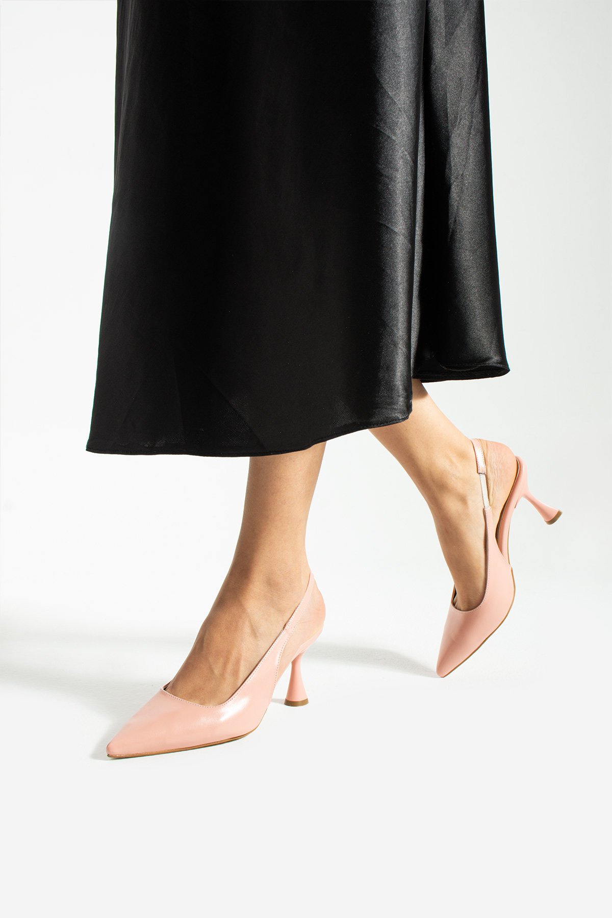Pudra Mat Sivri Burun İnce Topuklu Açık Yan Bantlı Stiletto – Abiye Ve Özel Gün Şıklığı İçin Zarif Kadın Topuklu Ayakkabı - Görsel 4