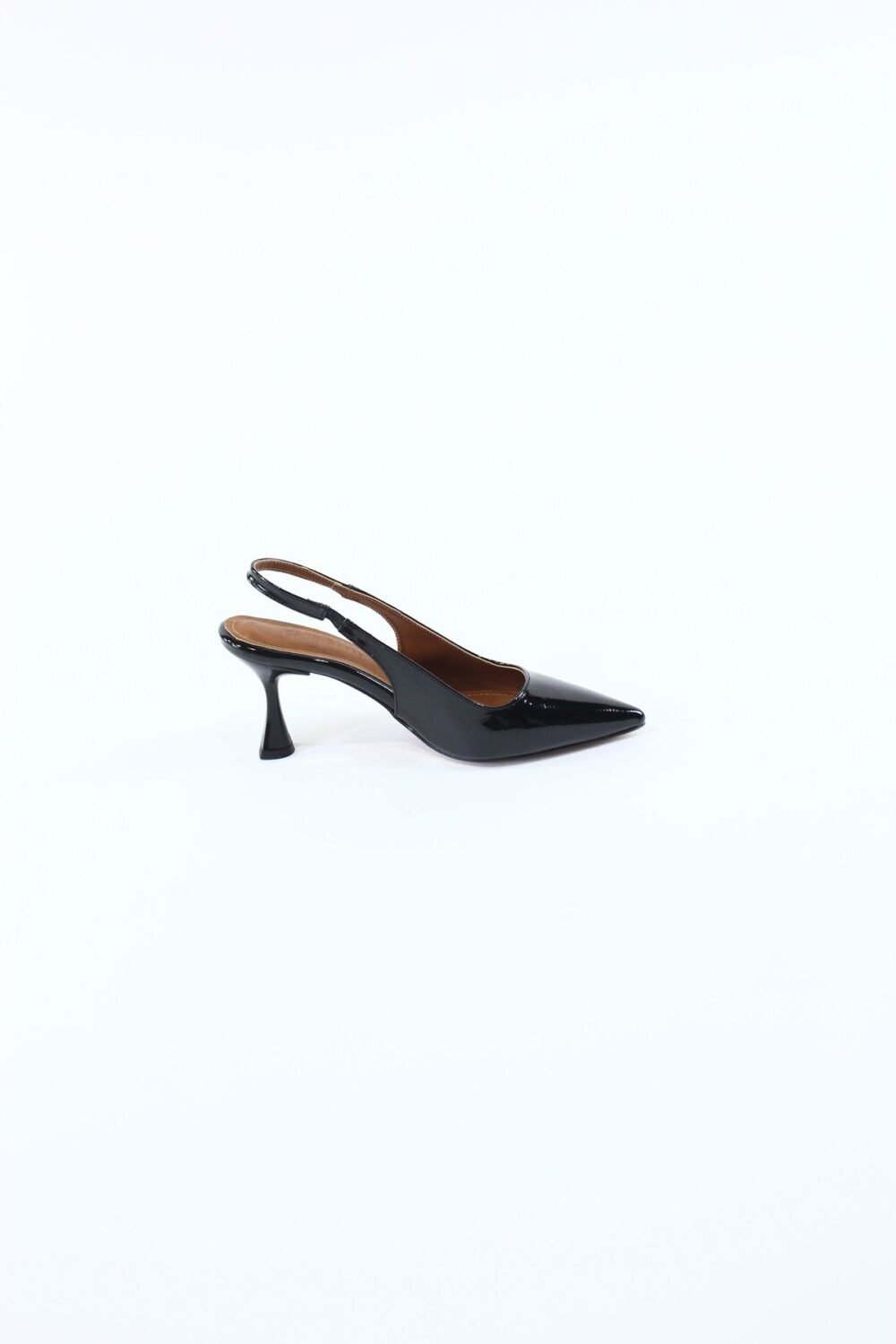 Siyah Rugan İnce Topuklu Slingback Stiletto – Sivri Burunlu, Şık, Abiye ve Özel Gün Kombinlerine Uygun Kadın Ayakkabı - Görsel 2