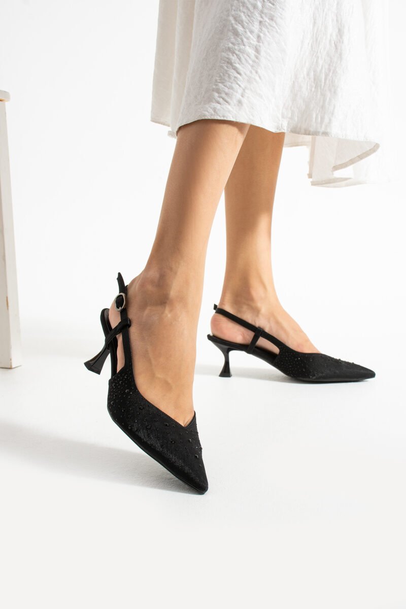 Siyah Taş Detaylı İnce Topuklu Slingback Stiletto – Şık ve Zarif Abiye Kadın Ayakkabı