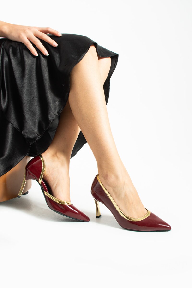 Bordo Rugan Stiletto Sivri Burun Altın Biyeli Metal İnce Topuk Klasik Abiye Topuklu Ayakkabı